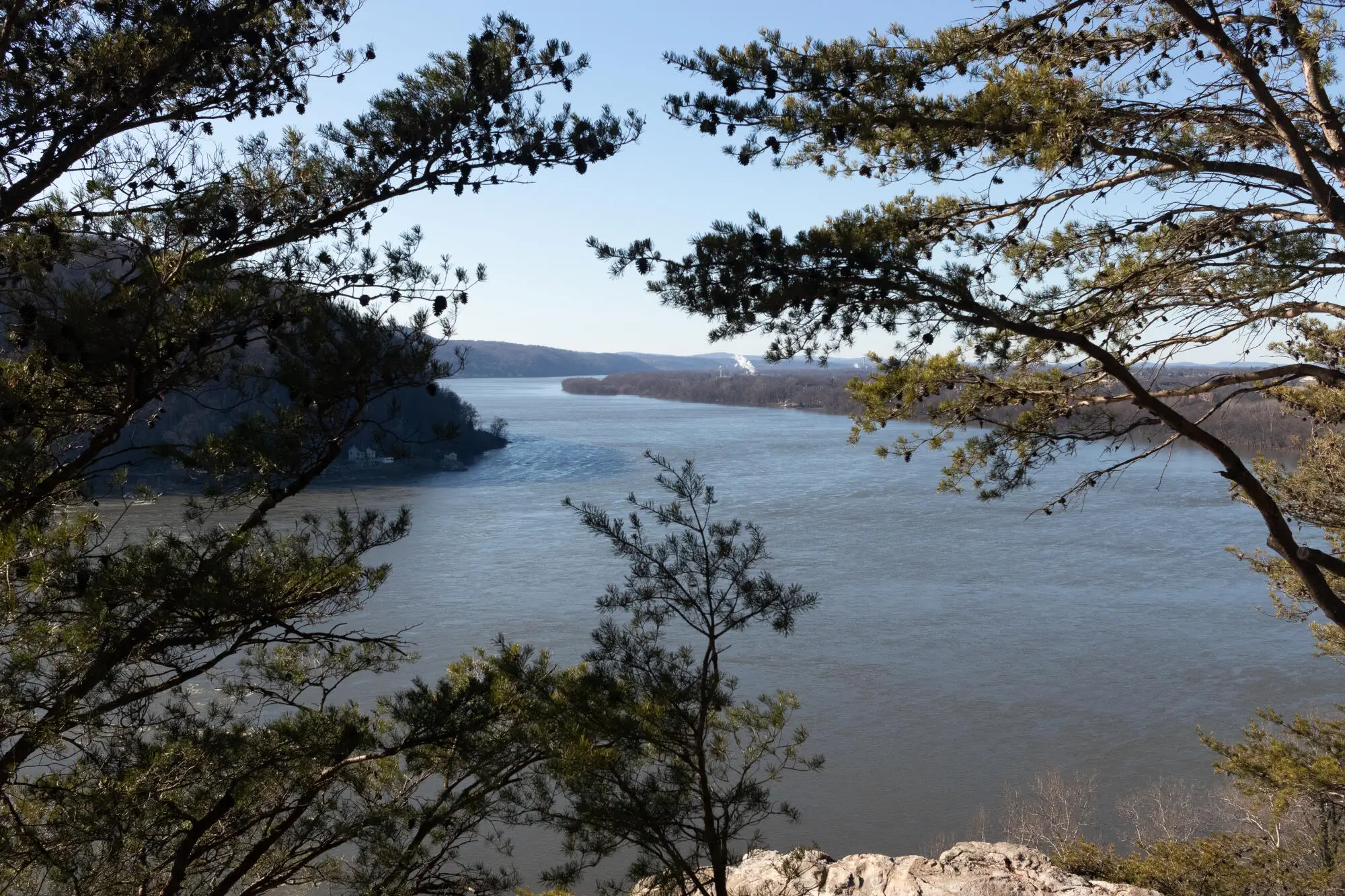 A Guide to a Successful Short-Term Rental Management in Lake of the Ozarks, Missouri